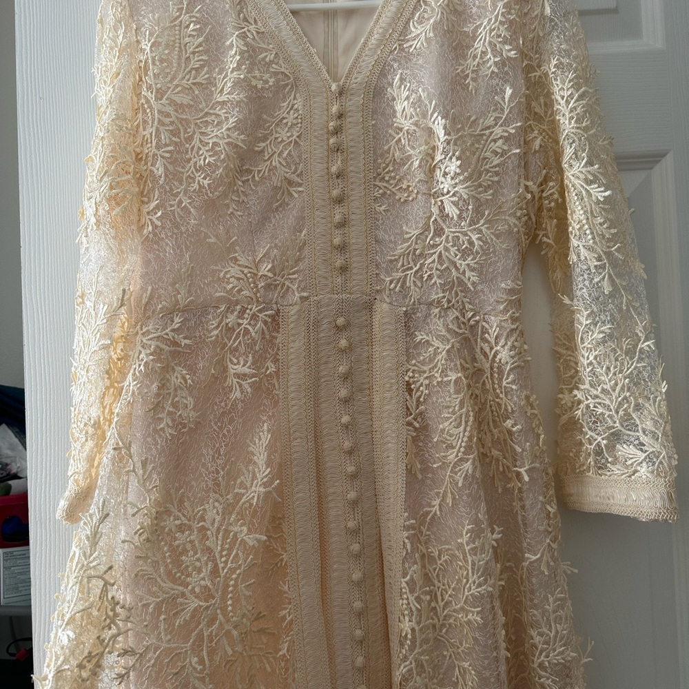 Caftan - Picture 2 of 16